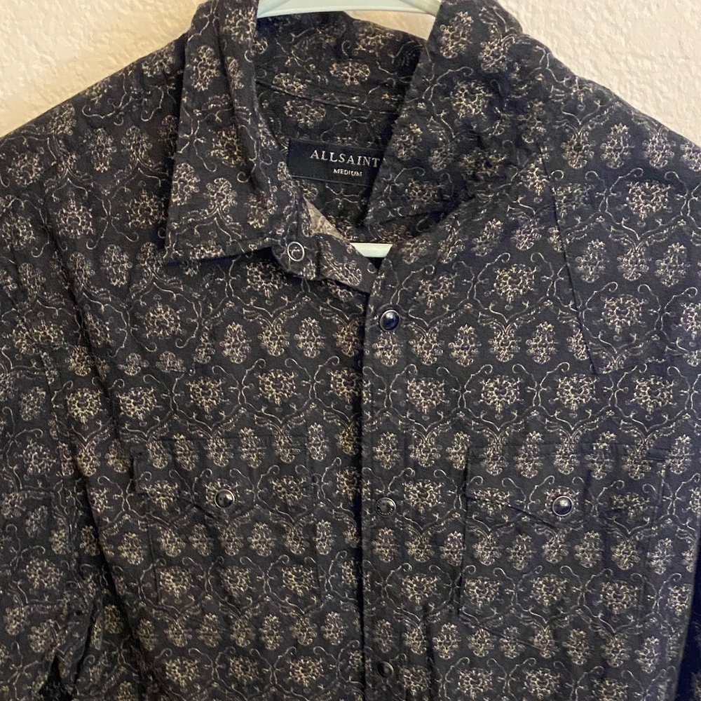AllSaints Printed Long Sleeve Button-Up Shirt (Medium)